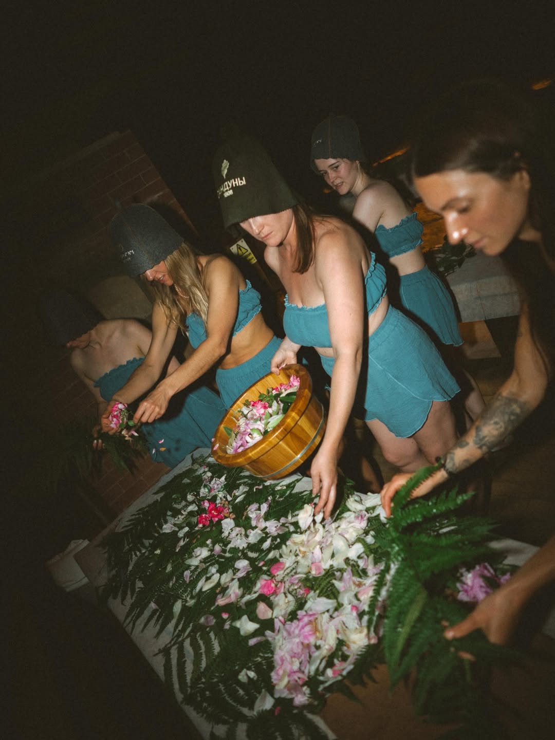 Women’s banya session at @gobanya.hoxton 🌾

Captured by @anyavtilden