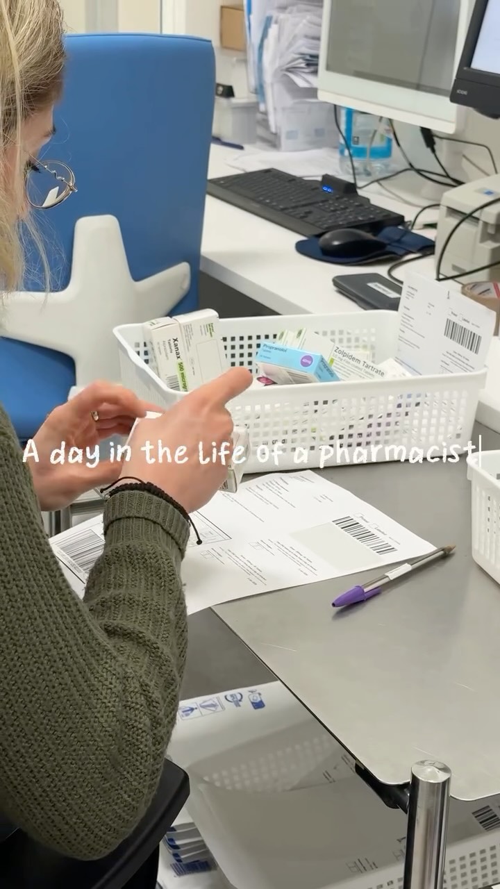 Did you know we have an on-site pharmacy? From consultation to prescription without the wait💙
That means quicker prescr