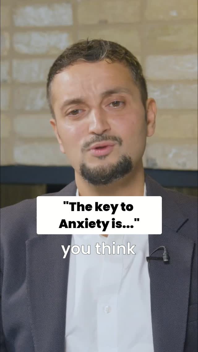 🧠 Anxiety isn’t just “in your head”…
it’s your nervous system being pushed out of balance.
And for a lot of people, it’