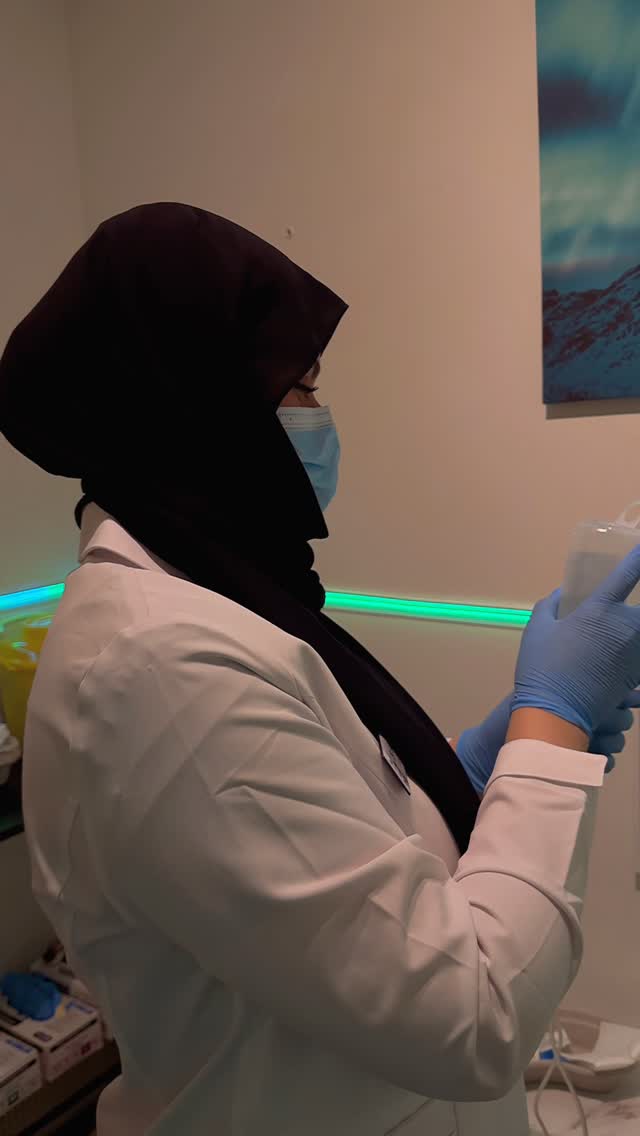 Preparing NAD+ IV Therapy today 

A carefully prepared infusion designed to support cellular energy, wellness & recovery