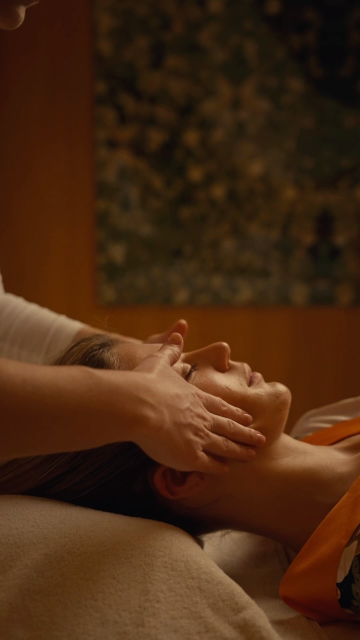 Pressure points, pure calm. Reflexology at Surrenne.